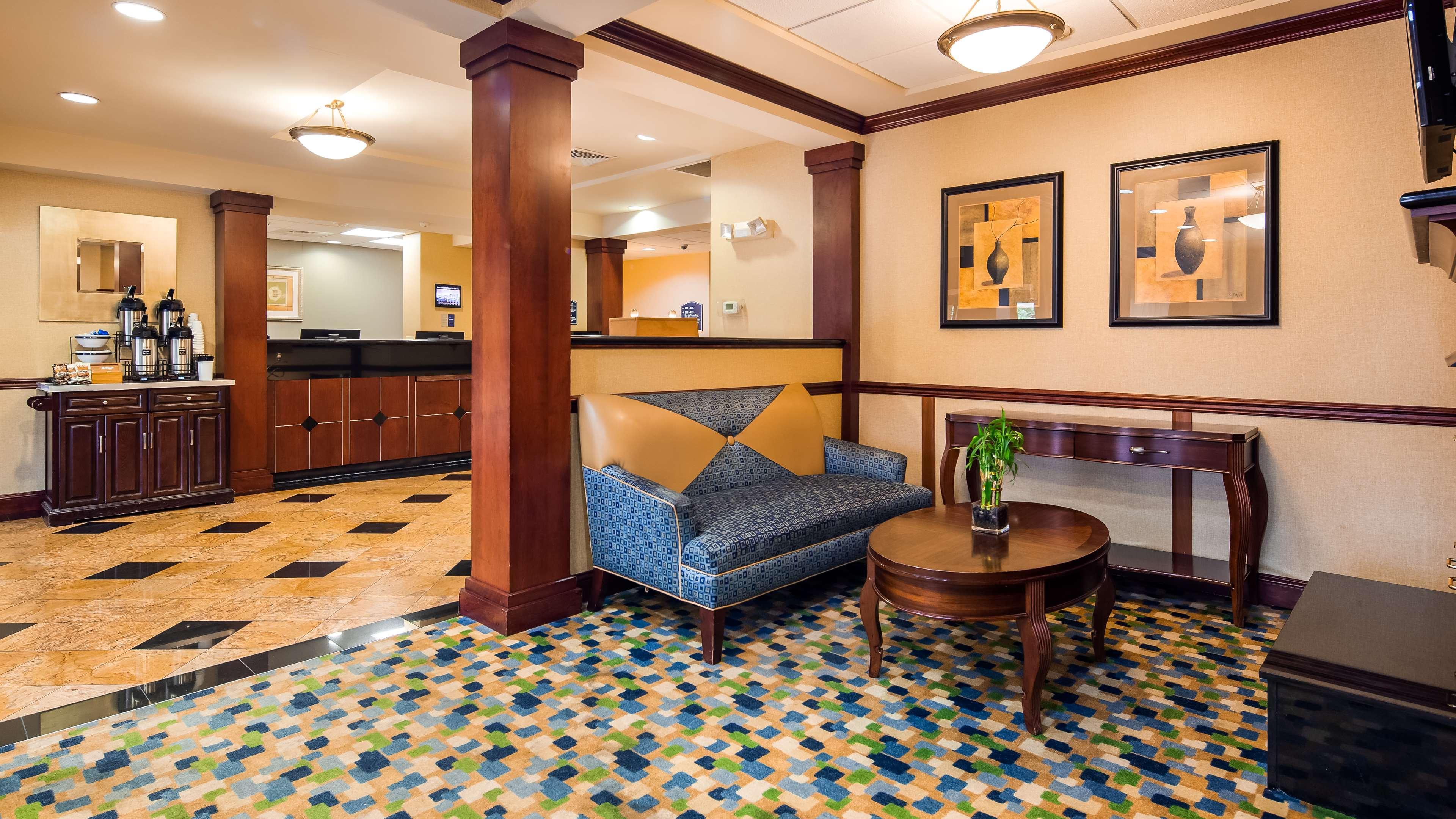 Holiday Inn Express & Suites - Williamstown - Glassboro, An Ihg Hotel Exterior photo